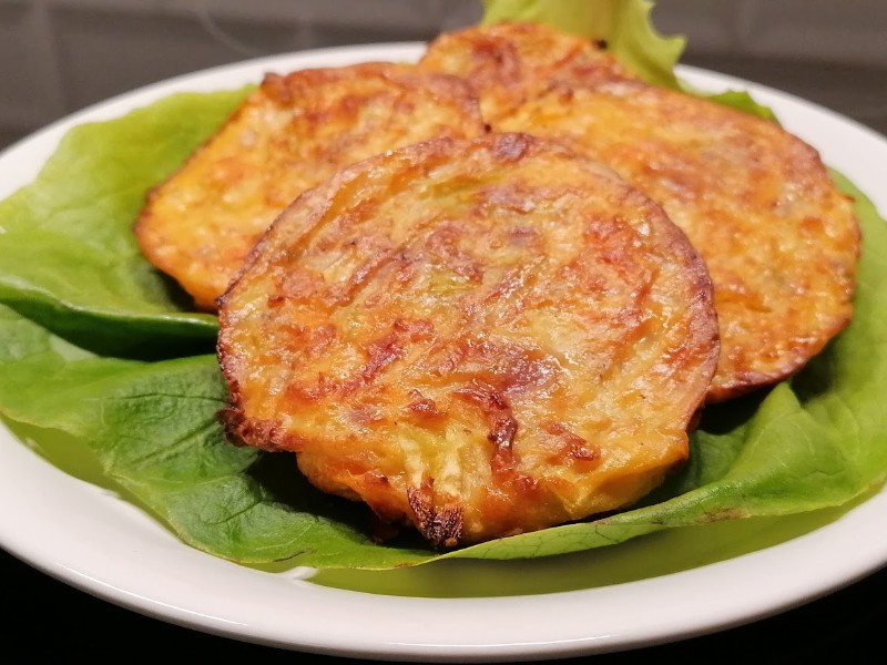 Laktató répás, cukkinis fasírt sütőben