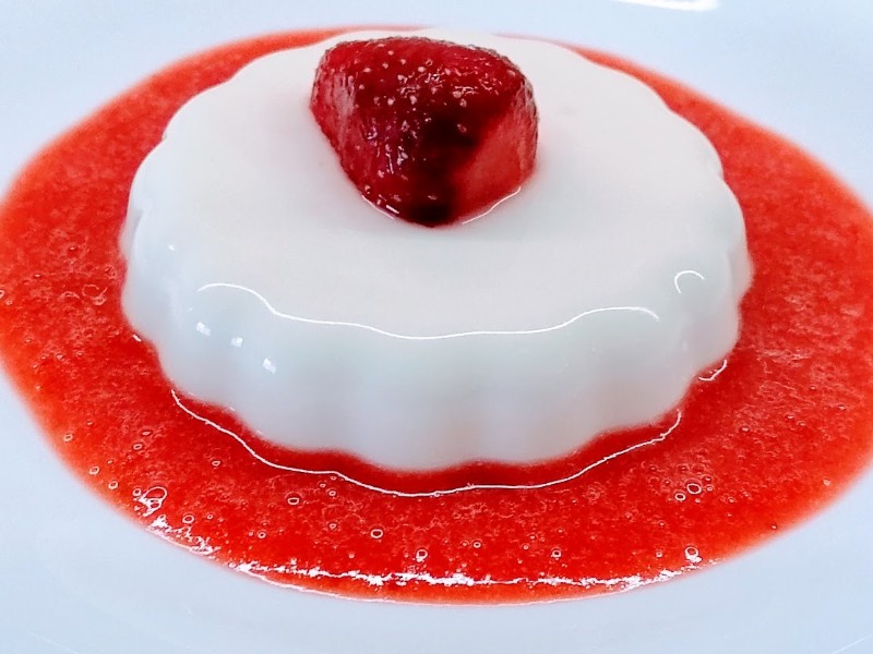 Panna Cotta eperöntettel